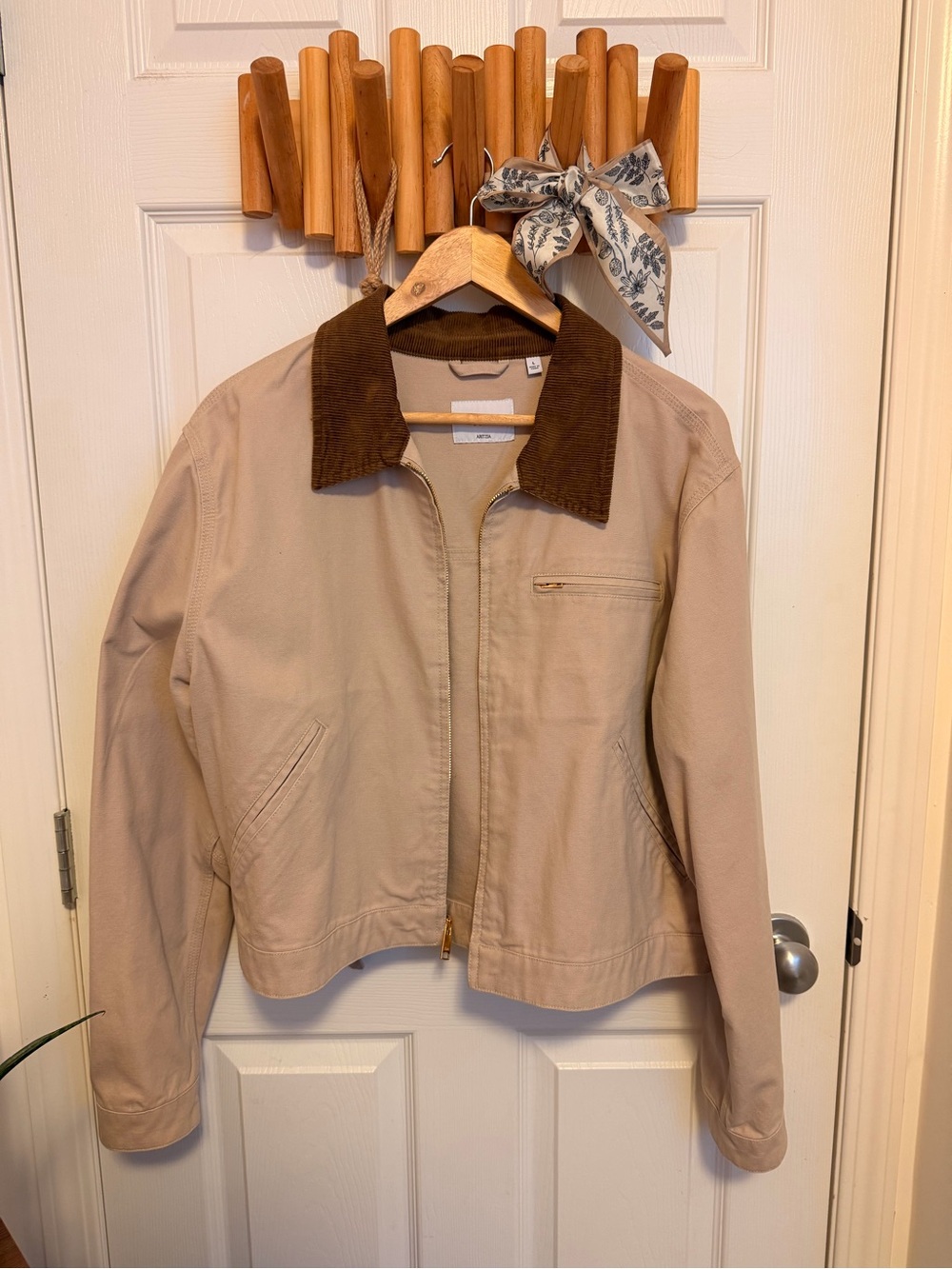 Aritzia Beige Jacket with Brown Corduroy Collar
